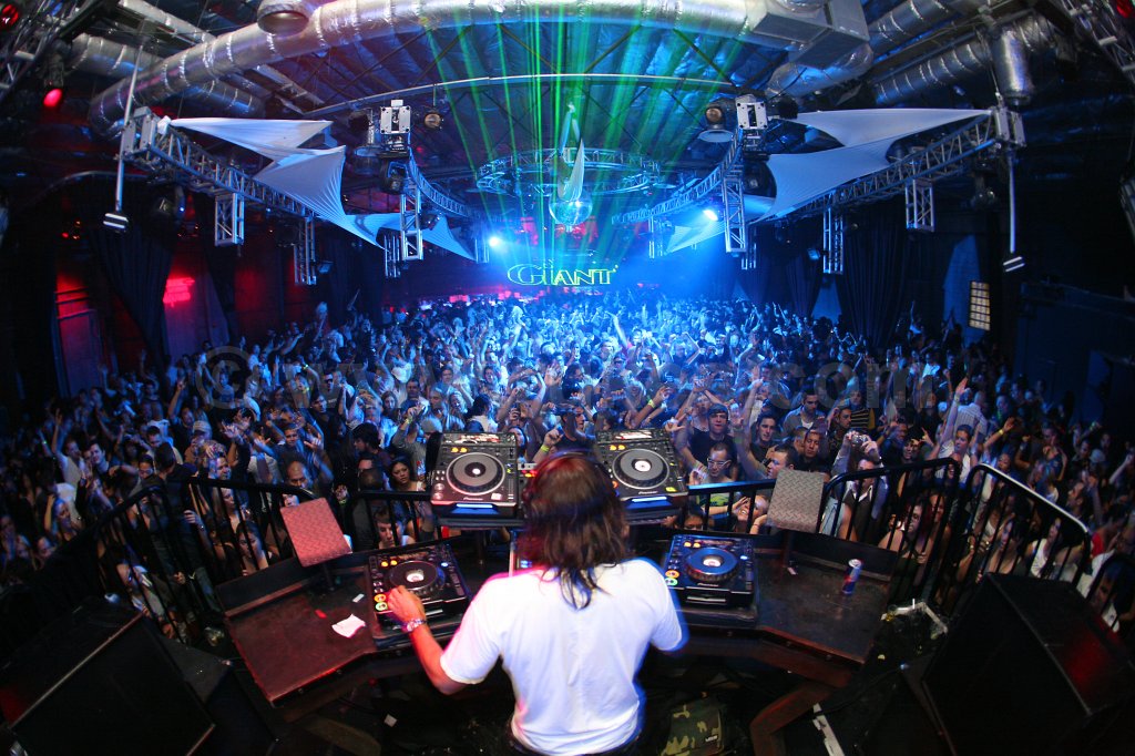 bob-sinclar-live.jpg