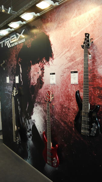 FR Yamaha TRBX bass_338_600.JPG
