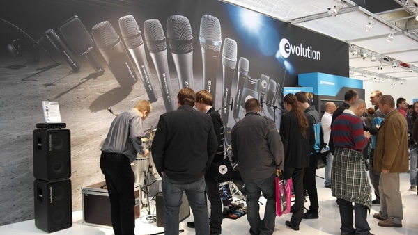 Evolution plakat_600.JPG