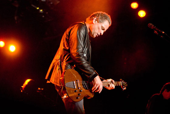 20081020_lindsaybuckingham_560x375.jpg