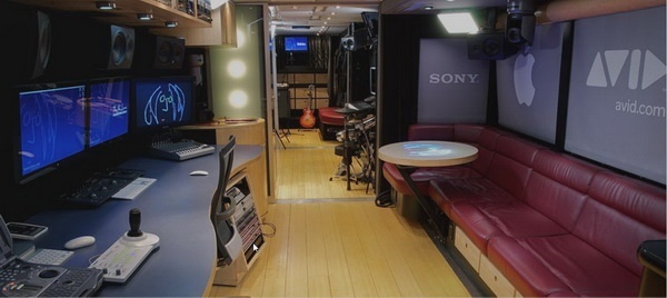 inside600.jpg
