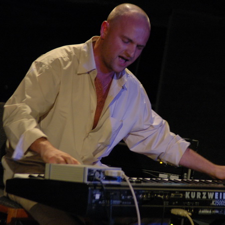 neumann_balazs-10224-full_450.jpg