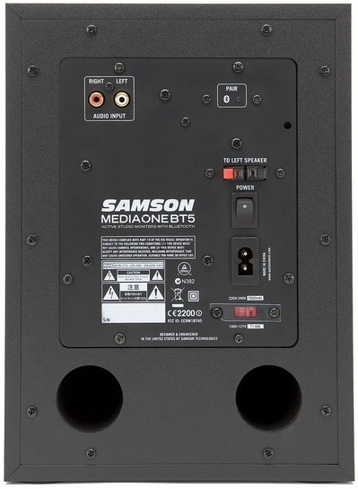 MediaOne_BT5_Back_660_crop.jpg