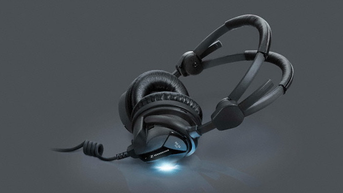 full_stage_stage_HD_26-st-01-sennheiser_700.jpg