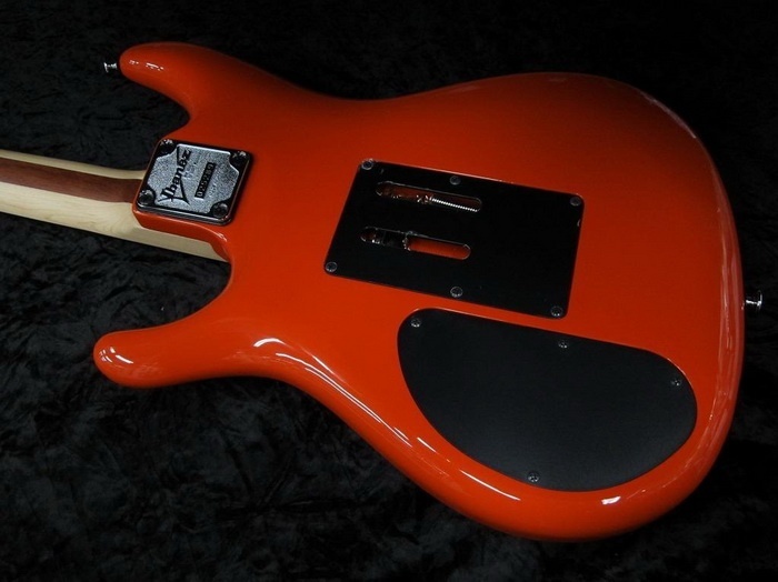 ibanez-js-2410-joe-satriani-model_MLB_700.jpg