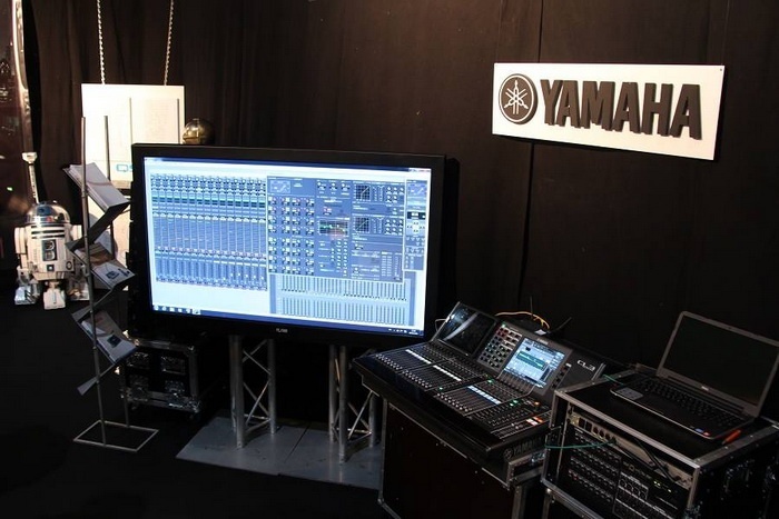 yamaha pult_n700.jpg
