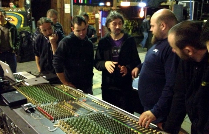 dmix_3.jpg