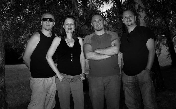 090612_KIKI_0025.ff_700.jpg