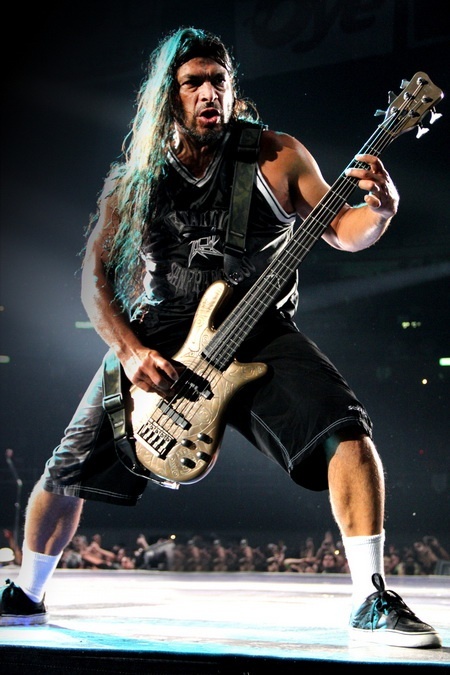 Robert Trujillo_450.jpg