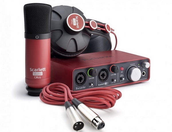 scarlett-studio-pack-shot700.jpg