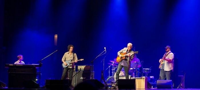 On Stage With DPA_700.jpg