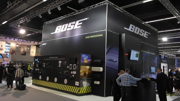 BOSE STAND2_700.jpg