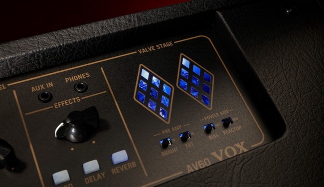 Vox-AV60-elofokcsoves-gitarkombo650.jpg
