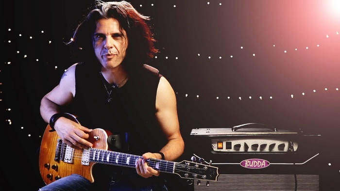 Alex-Skolnick-Guitar-700.jpg