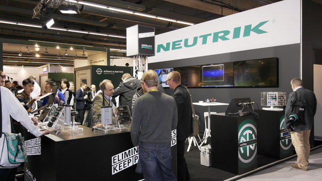 Neutrik 650.jpg