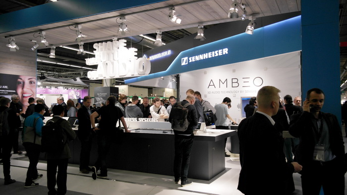 Sennheiser 700.jpg