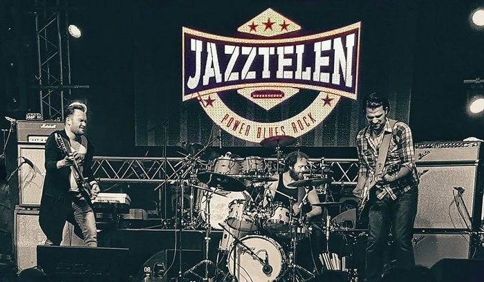jazztelen 700.jpg