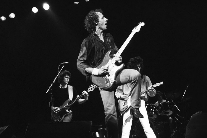 Dire Straits Photo 700.jpg