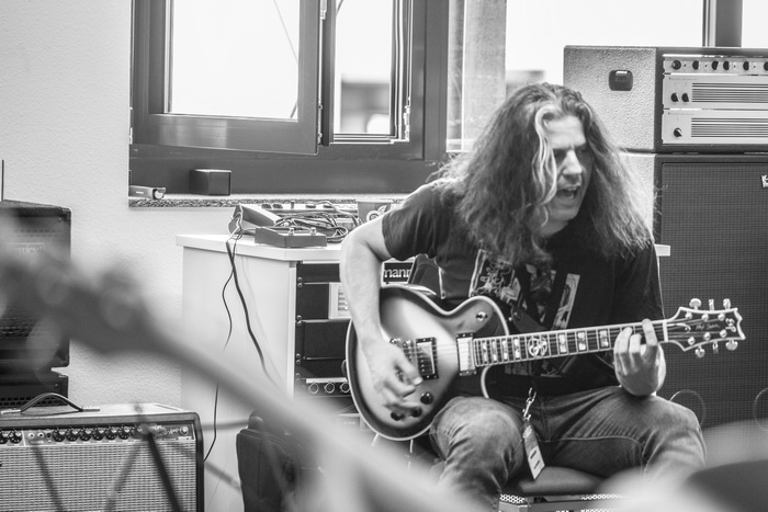 Alex_Skolnick_700.jpg