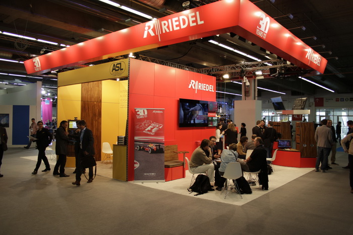 01. Riedel_700.jpg
