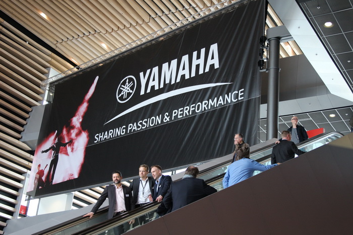 A Yamaha standfeljĂĄro_700.jpg