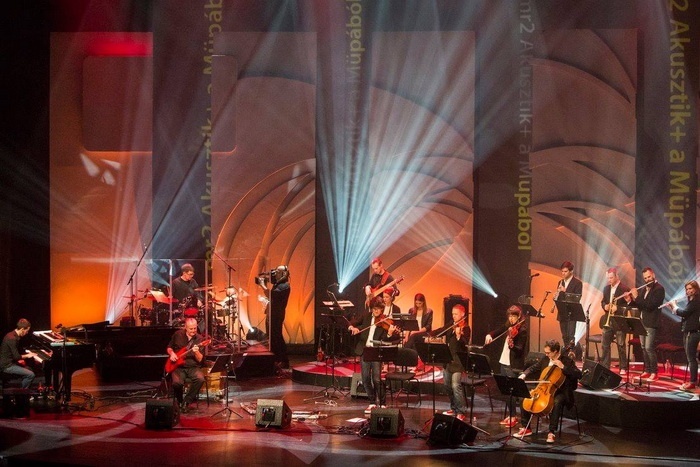 Fugato Orchestra 3_700.jpg