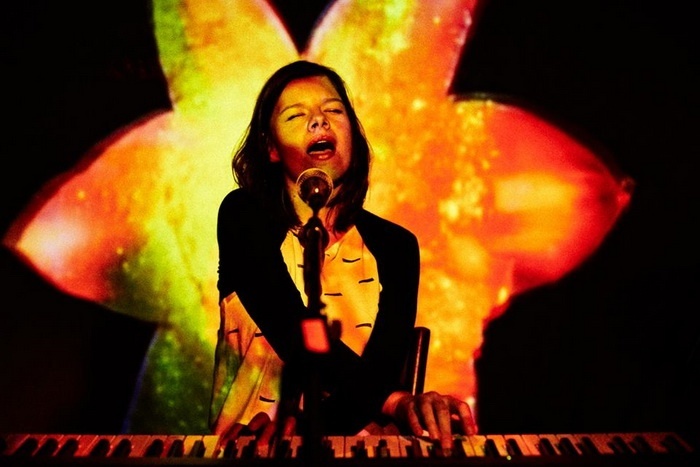 Ivana Mer Live at Presov, 700.jpg