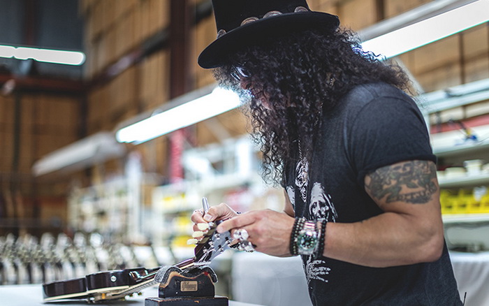 slash-in-article_700.jpg