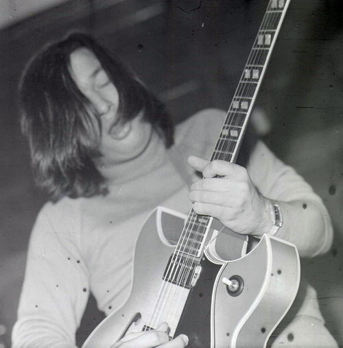 A fiatal Babos_500x.jpg