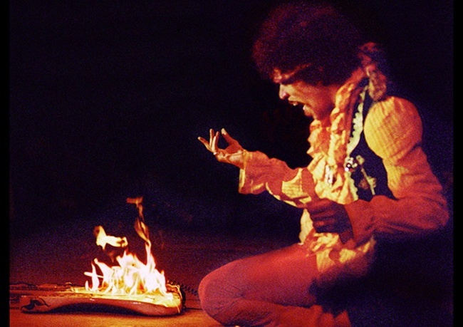 jimi_hendrix_monterey_600x.jpg