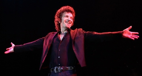 GINO-NEW-WEB-PHOTOS 600x.jpg