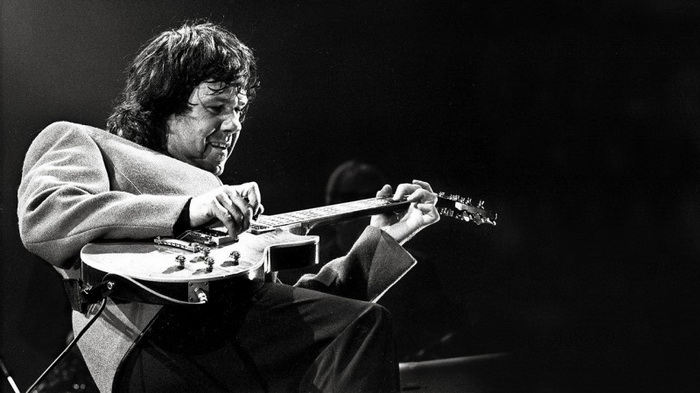 gary_moore_image1_700x.jpg