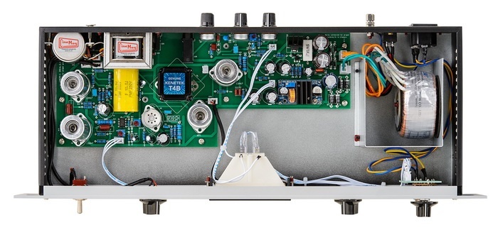 WA-2A-Interior-View-72DPI-700x.jpg