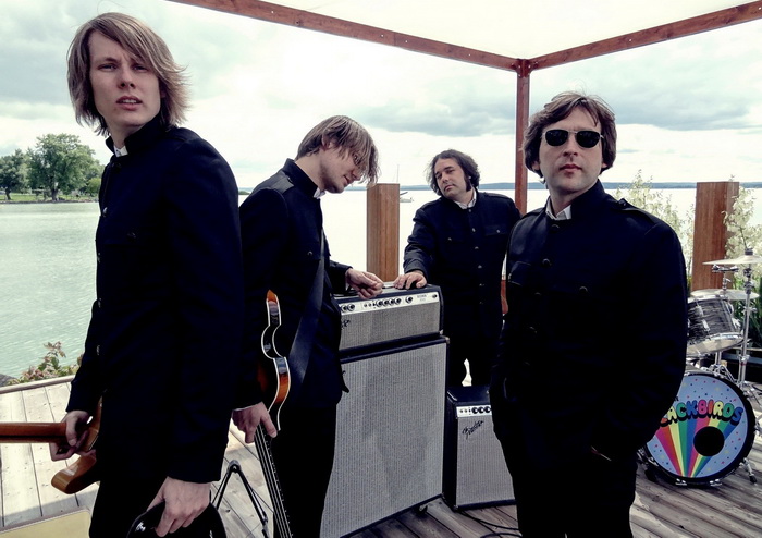 a-the-blackbirds-beatles_1_700x.jpg