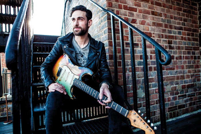dan_promo_3_700x.jpg