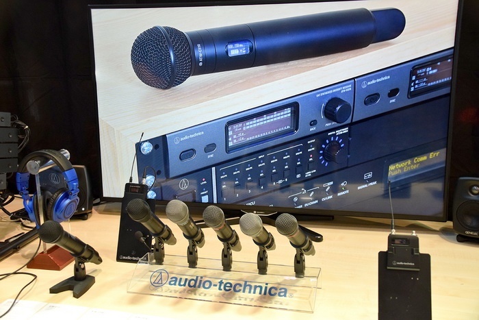 Audmax_0248_700x.jpg