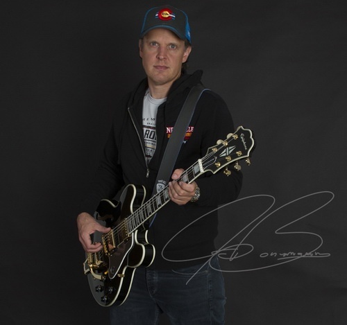 ES-355Featr_Spec_500x.jpg