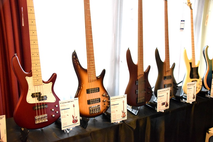 Ibanez Bass 700x.jpg
