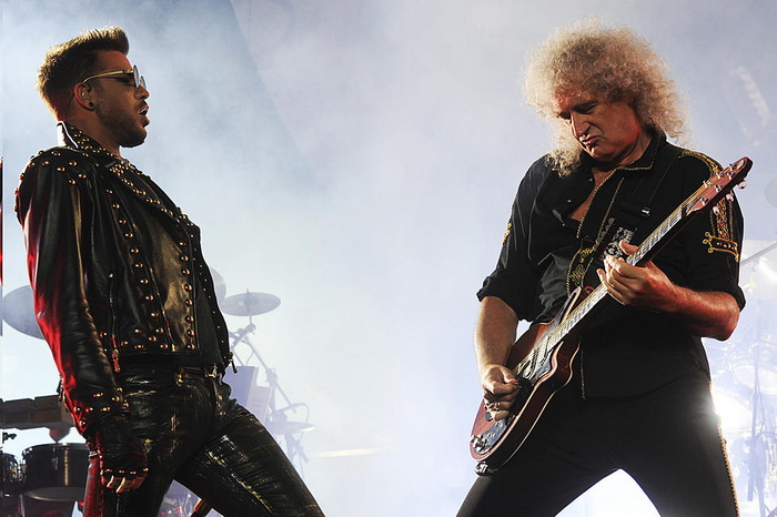 Queen-700x.jpg