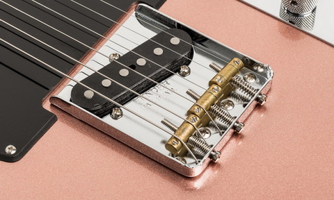 csm_Fender_American_Performer_Telecaster_MN_Penny bridge 480x.jpg