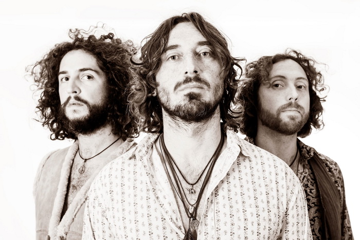 Wille and the Bandits 700x.jpg