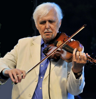 DesĹ-Csaba-1_400x.jpg