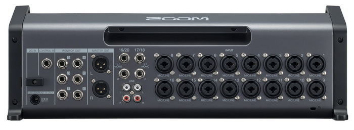 Zoom-L-20R-Rear_700x.jpg