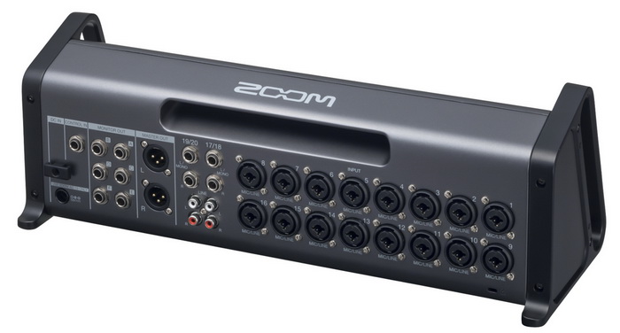 Zoom-L-20R-Slant-Rear_700x.jpg