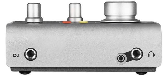 iD4-Front-new 700x.jpg