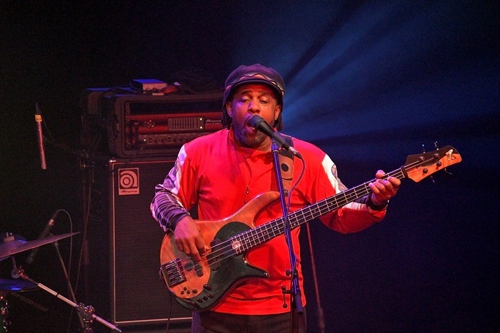 Victor Wooten_2_700x.jpg