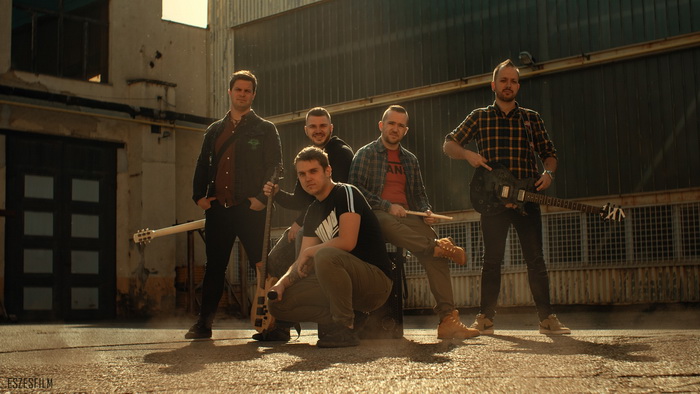 goldstep_promo_2 700x.jpg