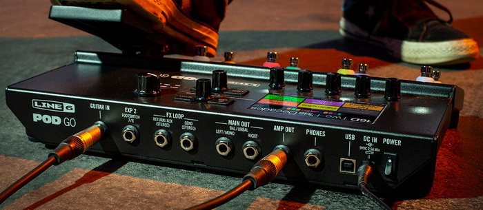 pod-go_venue_ui-view-foot-on-expression 700x.jpg