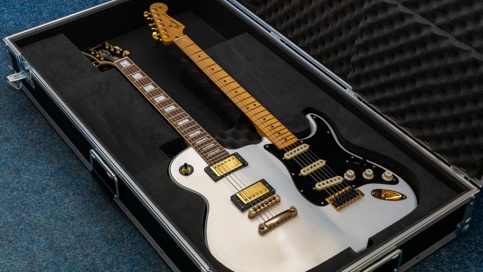Lesocaster 700.jpg