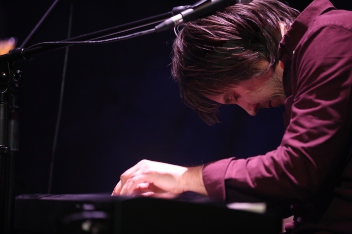 Dav piano by Ajtay ZoltĂĄn 700x.jpg